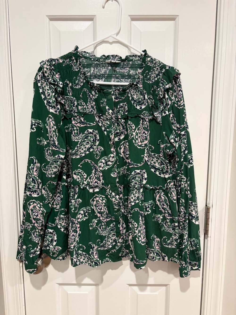 Women's crown & ivy Paisley Ruffled Long-Sleeve Top